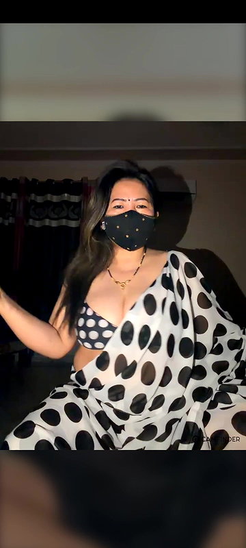 88pink 4 pussy show nepali randi bhabhi white saree