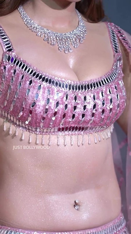 justbollywood in 20260417 0001