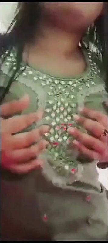 Sexy Bengali Girlfriend Showing