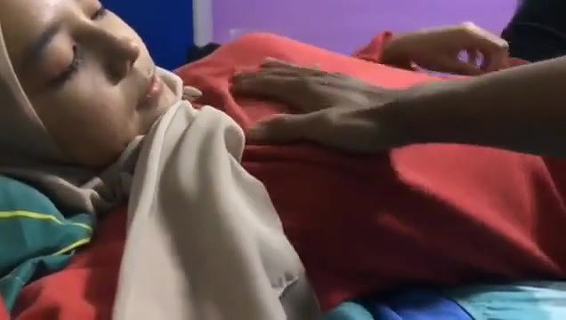 fun with hijabi gf