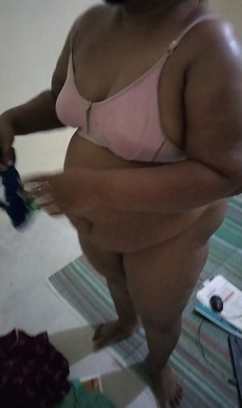 Wearing dress and hot structure body showing