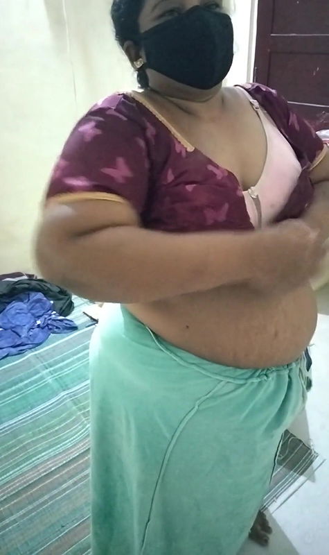 Wearing dress and hot structure body showing