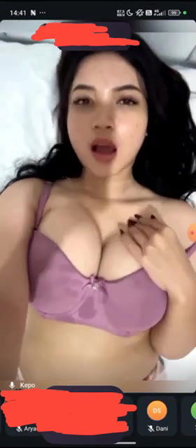 paid vc girl boob show