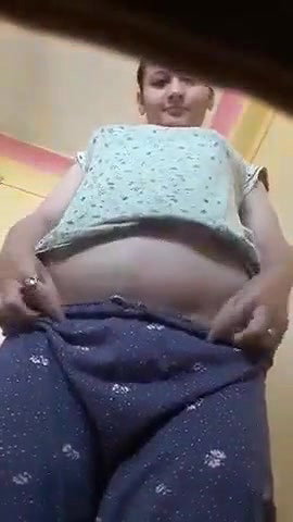 Bhabhi make nude video for BF during the period