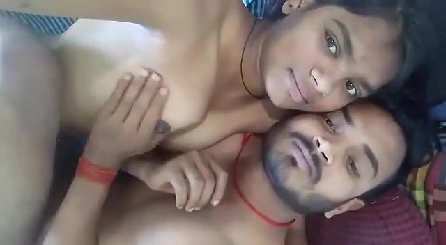 Choti Se Girlfriend Ko Chod Chod Kar Uske Bur Ka Bura Haal Kar Diya