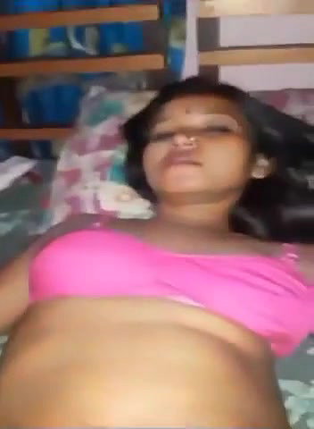 Desi Bhavi Ko Raat Me Mazza Pila Kar Uski Bur Ki Chudai Ki Aur Bur Ko Chusa