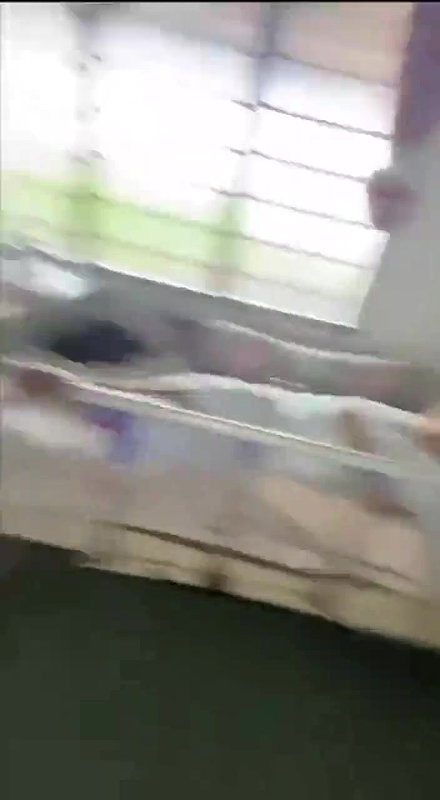 hijabi girl boob show