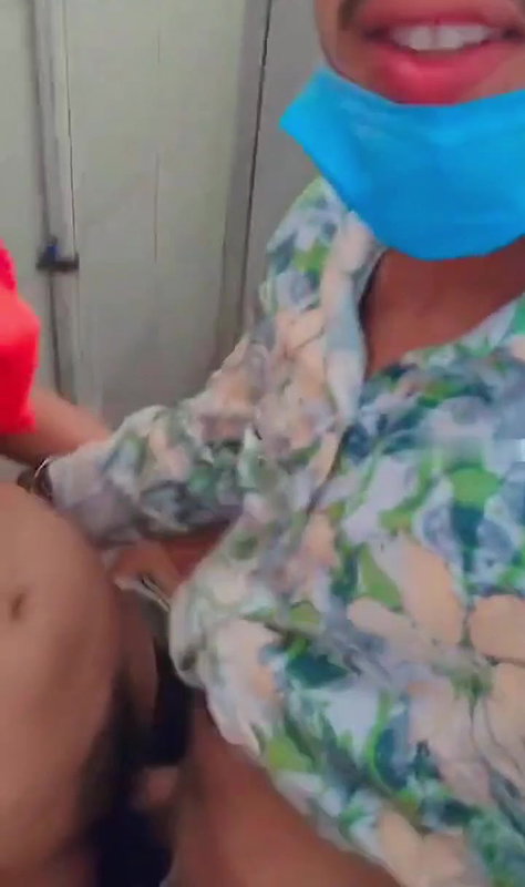 IT office colleague fucking in restroom viral xxx