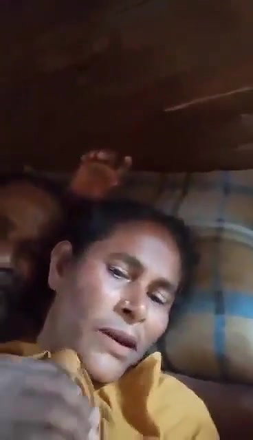 uncle sucking wife boobs in viral selfie sex clip