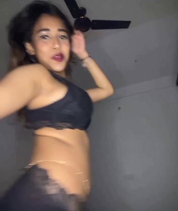 Desi STRIP GLOW Full Open Belly Dancing