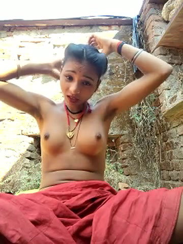 Roshni Show Pussy With Face