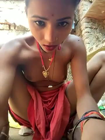 Roshni Show Pussy With Face
