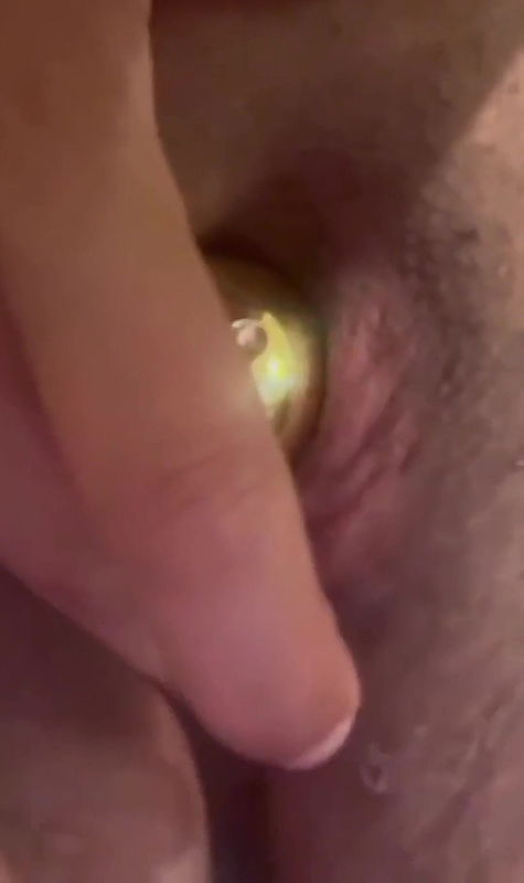 WildEnglishBBW Solo play with kegan balls