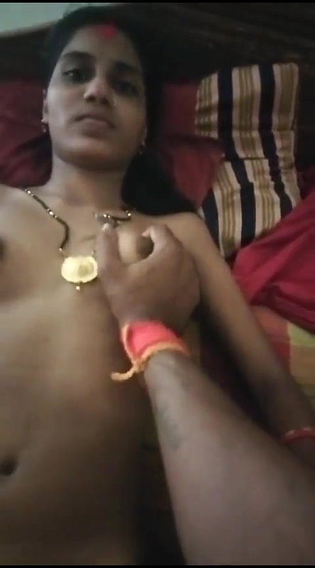 Odia slim girl blowjob and fucking viral videos