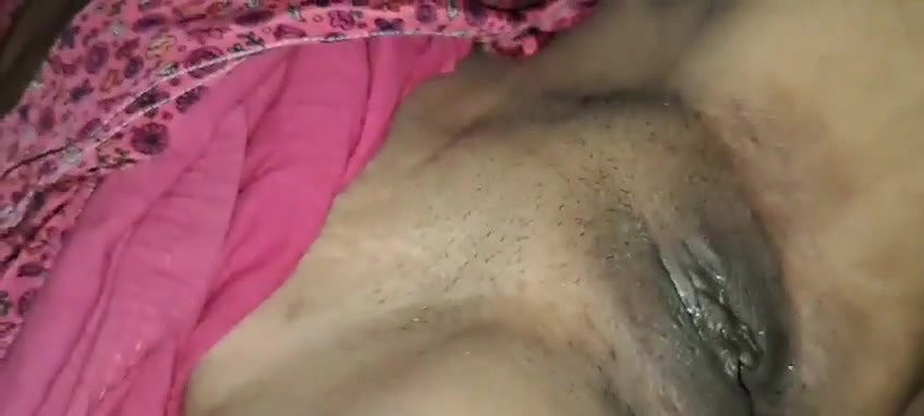 sleeping village bhabhi pussy fucking by devar