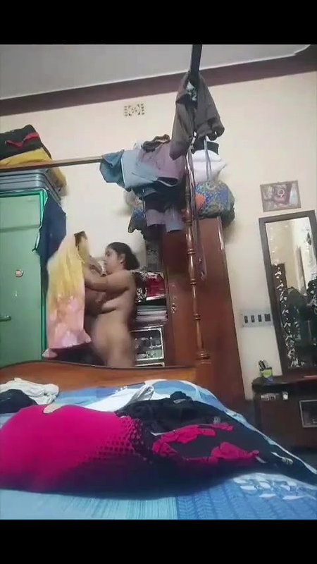 bhabhi changing clothes vira videos uploaded online