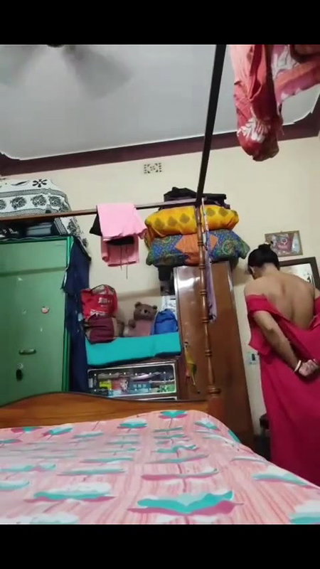 bhabhi changing clothes vira videos uploaded online