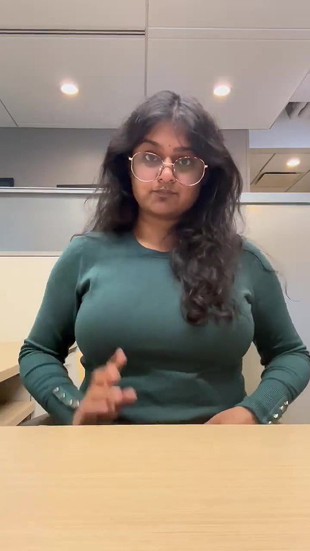 S24 camera capture sexy GF showing huge boobs viral selfie