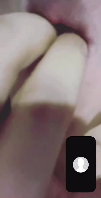 Bangladeshi cuckold husband sharing wife viral sex MMS