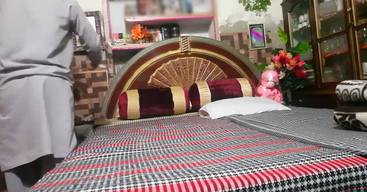 Sexy paki Wife Fucked With Clear Hindi Talking