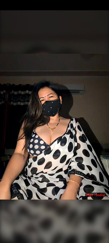 88pink 7 big boobs open nepali randi bhabhi white saree