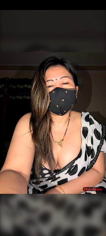 88pink 7 big boobs open nepali randi bhabhi white saree