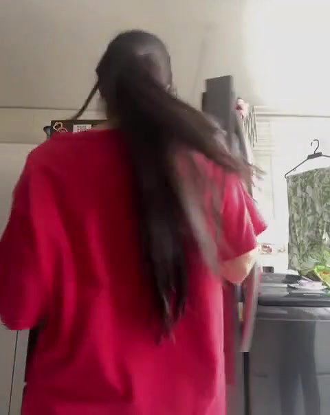 Tit Show