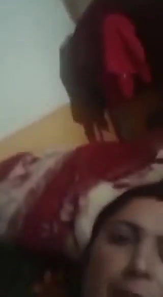 nangi bahbhi ne chut ragdi