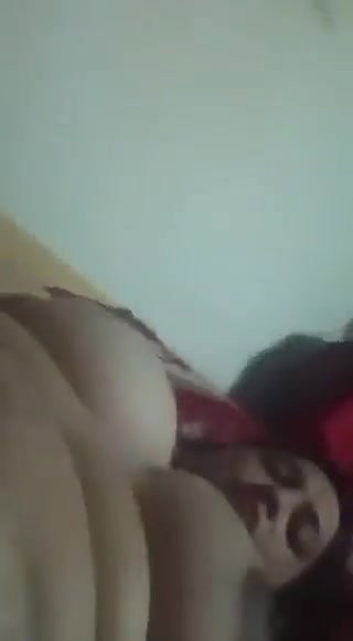 nangi bahbhi ne chut ragdi