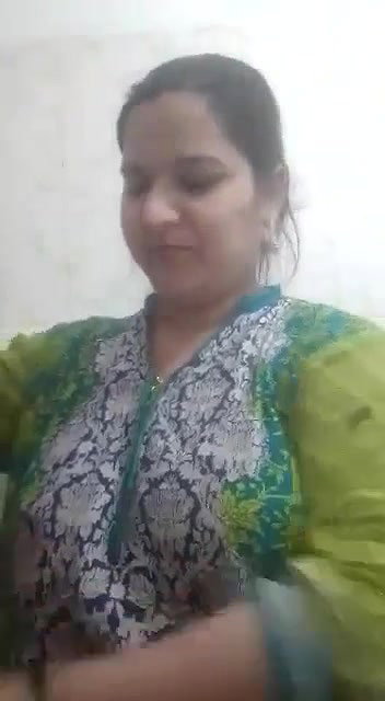milf bahbhi boob show