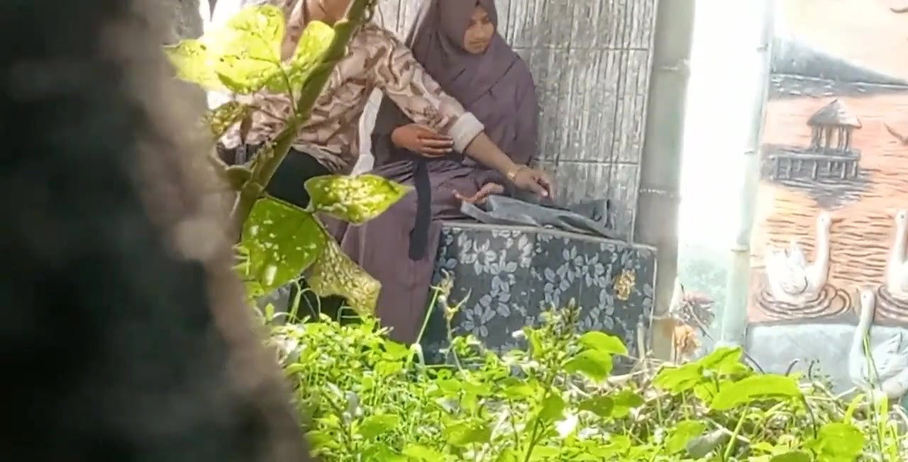 Hijabi Girl With Lover Outdoor