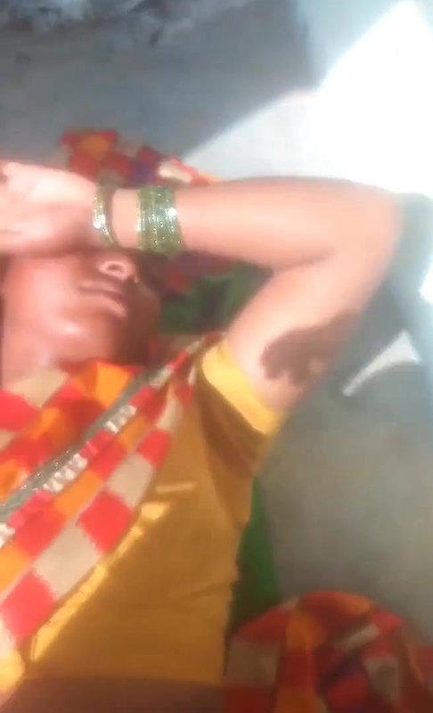 Dehati wife fucking with lover outdoors