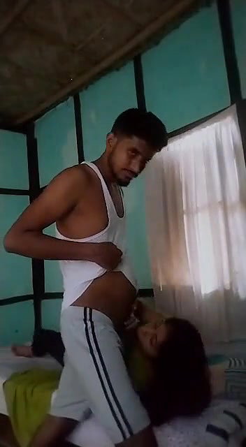 Naughty Girl Sucking Boyfriend Dick
