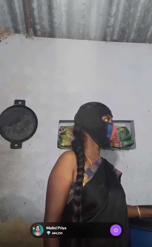 Malini Priya Tamil Bhabhi