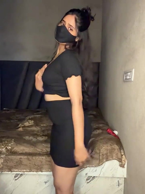 Famous Cute Tanya Mittal
