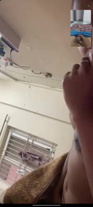 mallu hot IT girl topless video call chat with lover