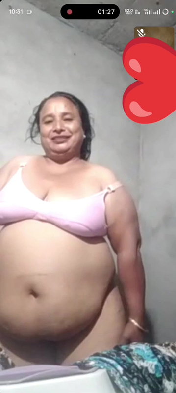 aunty showing big pussy video call free Indian sex blog