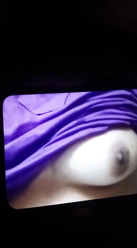 bhabhi affair with lover exposed her boobs at desi49