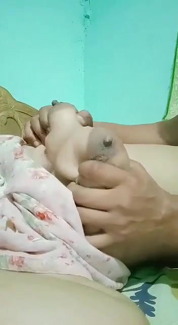 Boobs play
