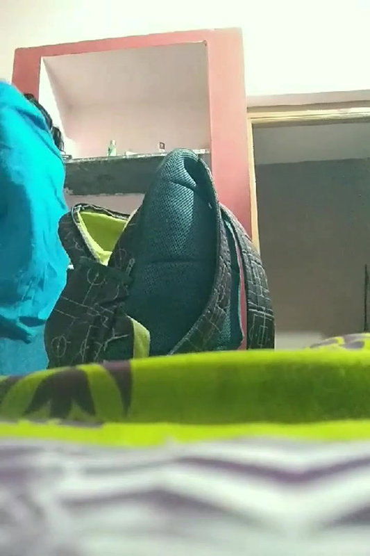 Mom saree change son record