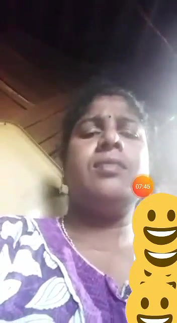 lonely Tamil village aunty sex chat viral video call