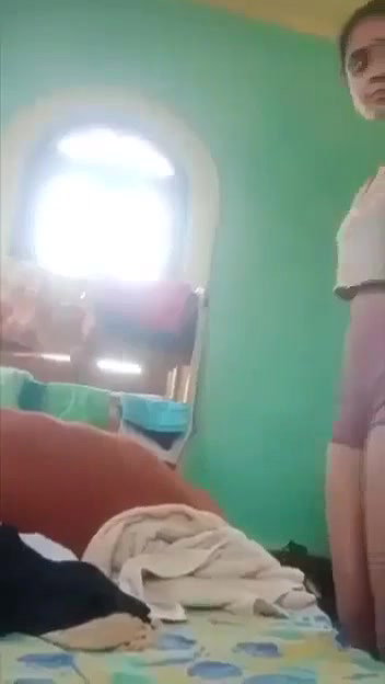 chapati roller masturbation by viral Indian girl nude