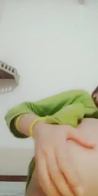 asshole showing Indian girl nude viral in doggy sex