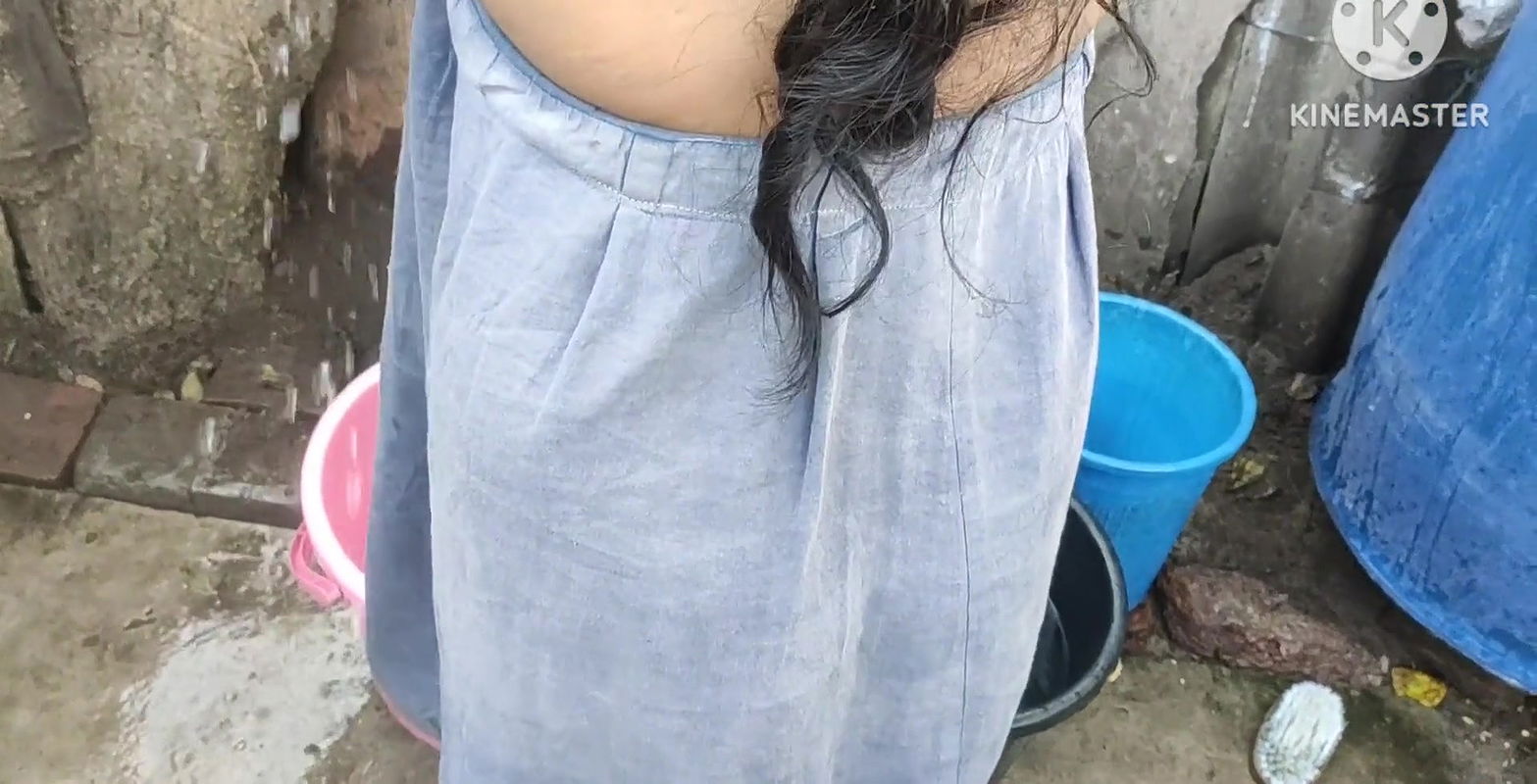 Anita yadav hot boobs and bathing.