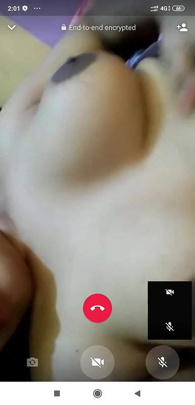 masterbating on vc of shemale