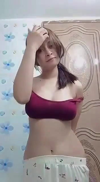 beautiful gf pressing her bigboobs