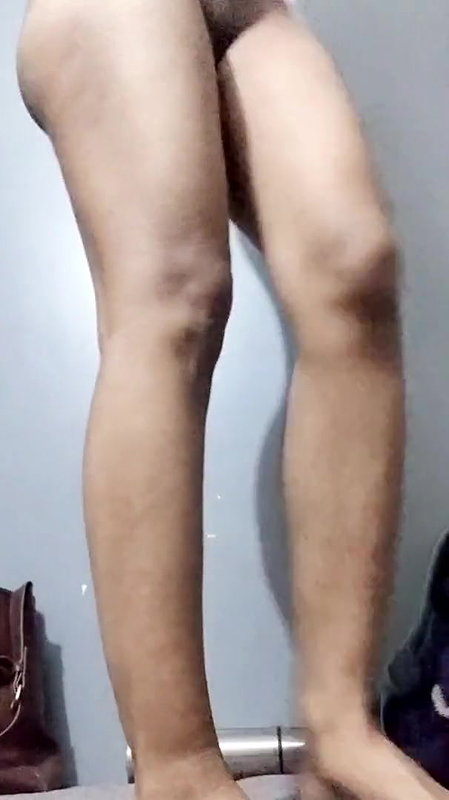 beautiful sexy slim indian gf nude selfies teasing round ass