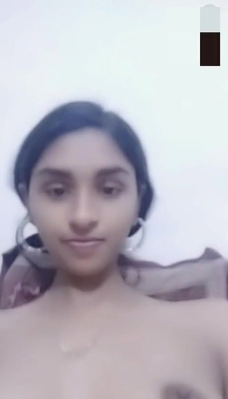 cute slim young bangladeshi girl playing nude pussy