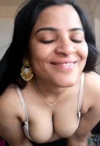 sexy marathi wife showing
