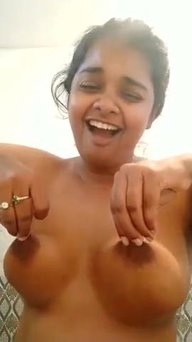 Big boobs mallu girl pressing and playing with boobs
